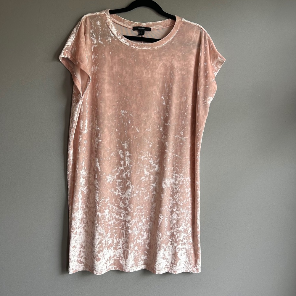 Forever 21 Pink Crushed Velvet Short Sleeve Mini T-Shirt Dress Womens Size Small